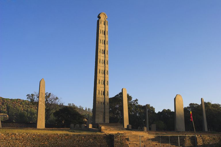 obélisque monolithe